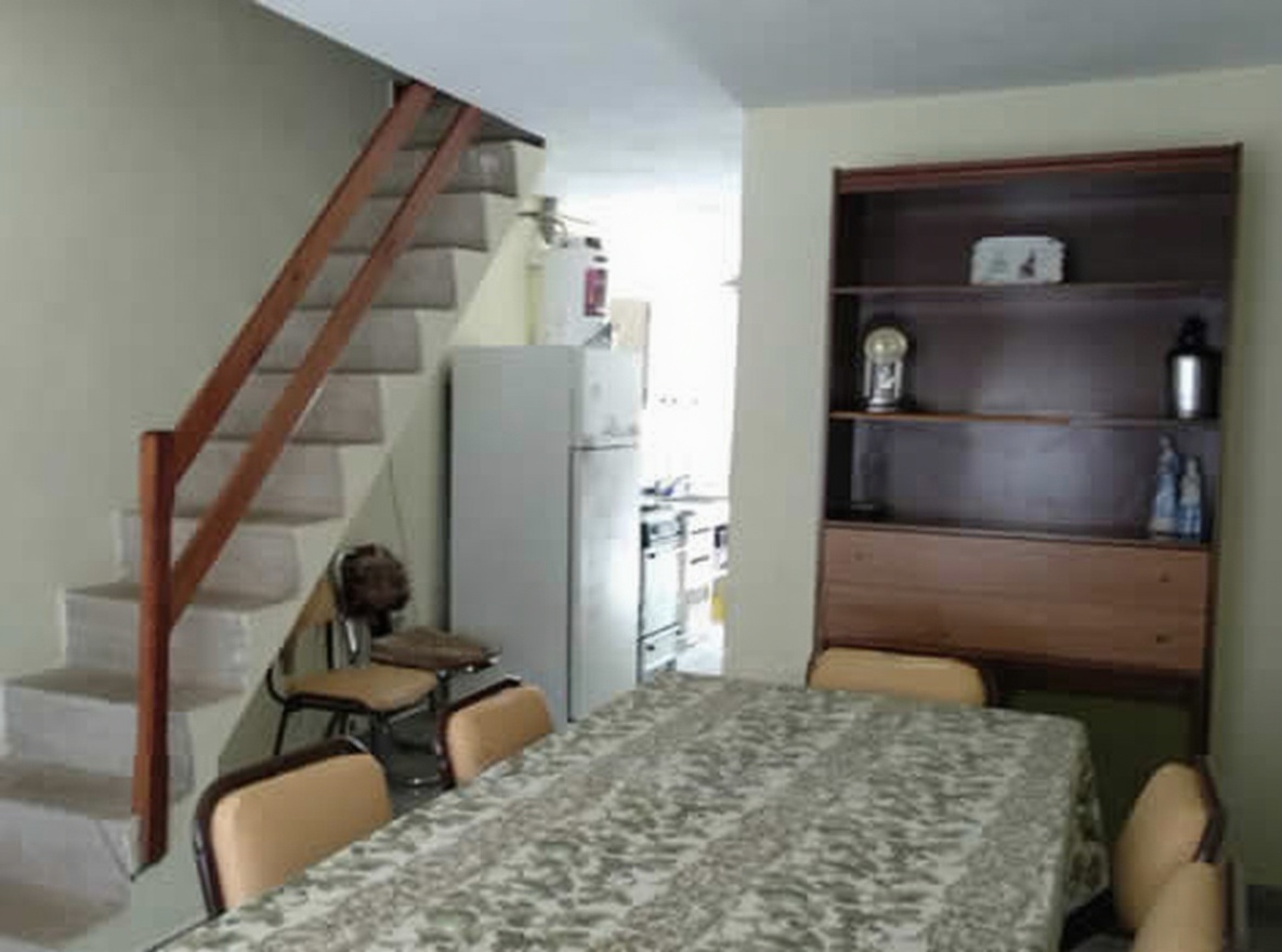 Dúplex con parque y parrilla a 2 cuadras del mar en Las Toninas miniatura 4