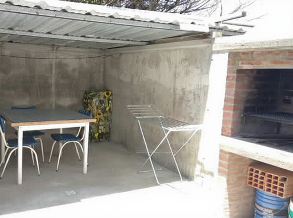 Dúplex con parque y parrilla a 2 cuadras del mar en Las Toninas miniatura 11