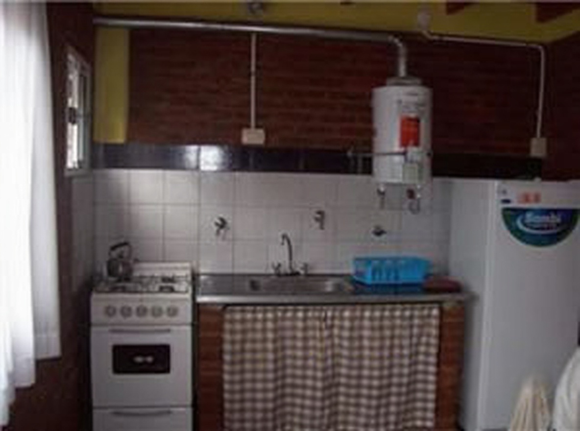 Dúplex con pileta y parrilla a 4 cuadras del mar en Santa Teresita miniatura 5