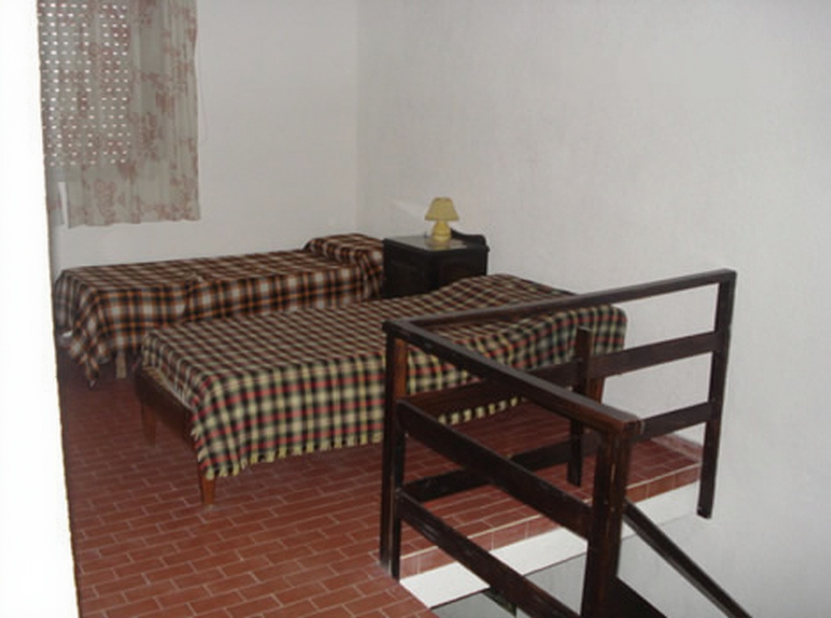 Dúplex con patio y parrilla en Santa Teresita miniatura 9