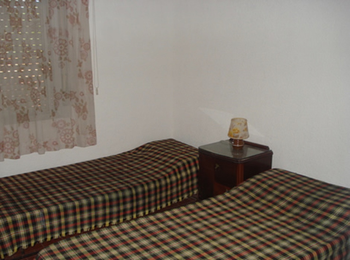 Dúplex con patio y parrilla en Santa Teresita miniatura 10