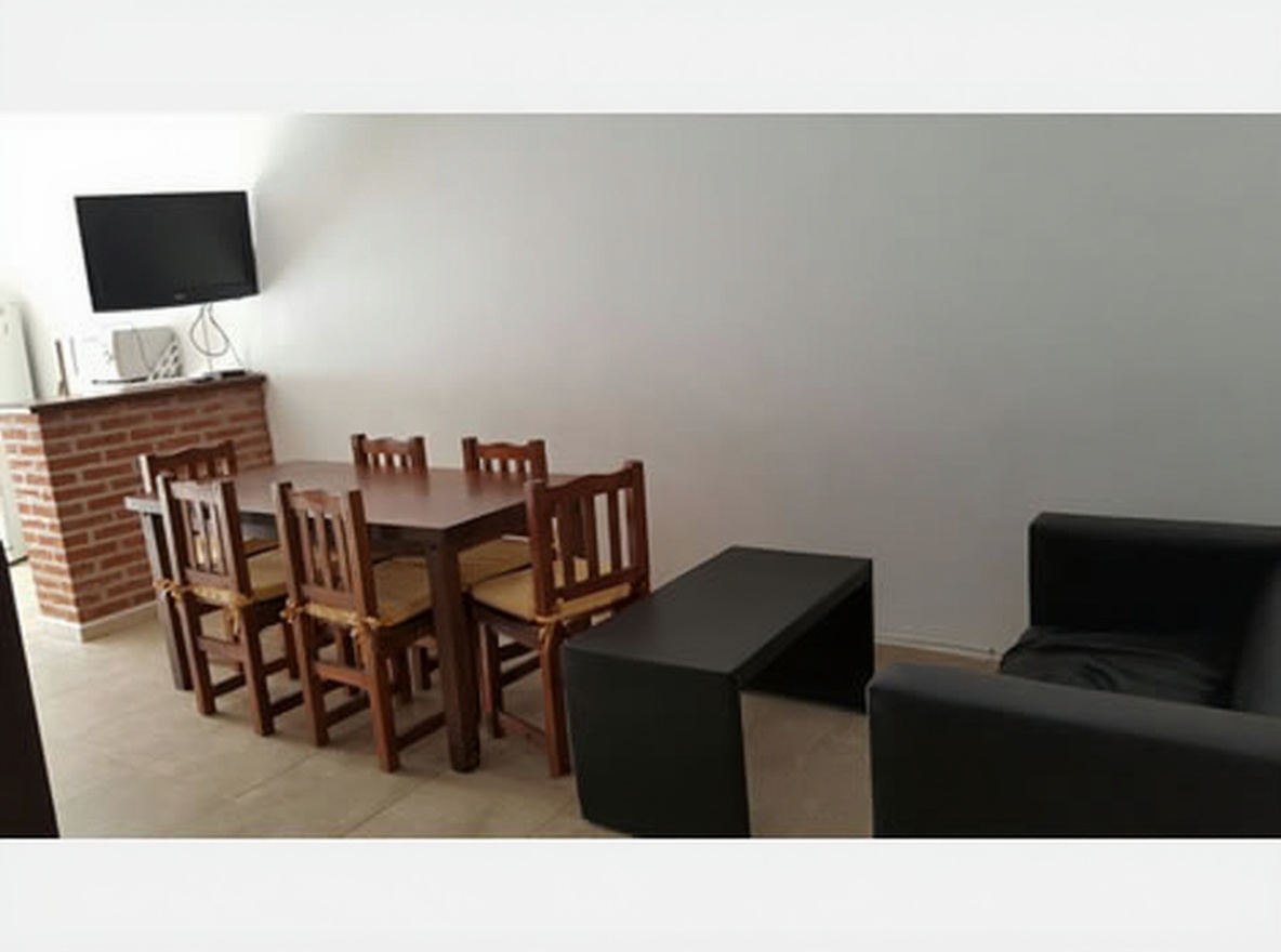 Dúplex con vista al mar frente al mar en Mar del Tuyú miniatura 2