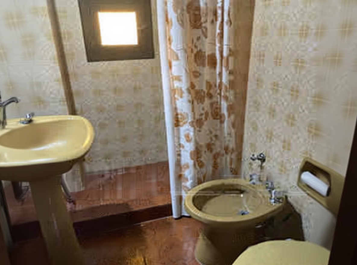 Dúplex en zona tranquila de Villa Gesell, a 2 cuadras de la playa miniatura 8