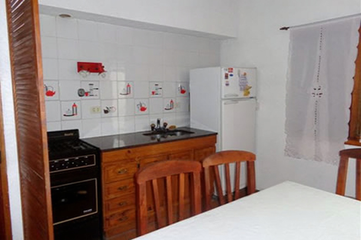 Dúplex de 3 dormitorios a 3 cuadras del mar en San Clemente del Tuyú miniatura 3