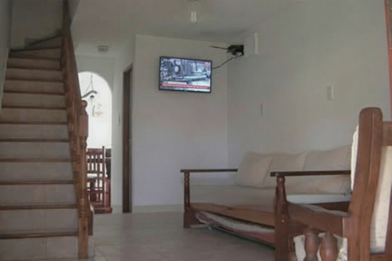 Dúplex con cochera a 3 cuadras del mar en San Bernardo miniatura 2