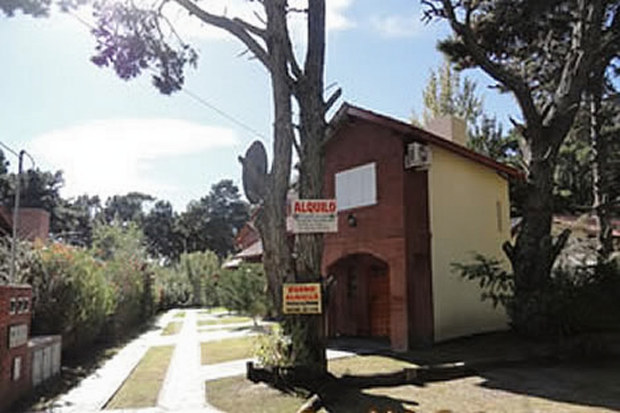 Dúplex para 4 personas a 3 cuadras del mar en Costa del Este foto 1