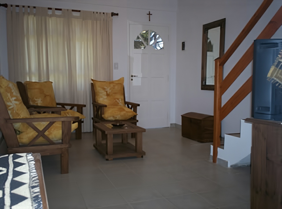 Dúplex con balcón y vista al mar frente al mar en Costa del Este miniatura 6