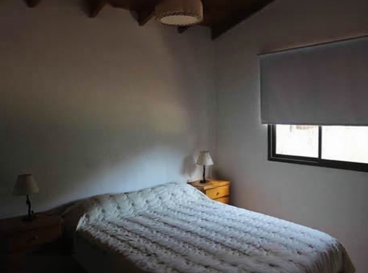 Dúplex con WiFi a 7 cuadras del mar en Costa del Este miniatura 4