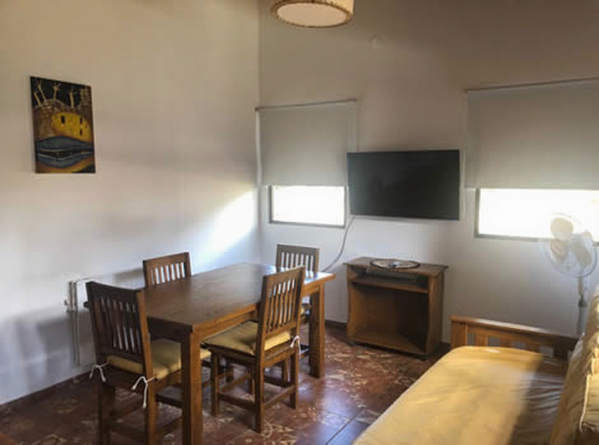 Dúplex con WiFi a 7 cuadras del mar en Costa del Este miniatura 8