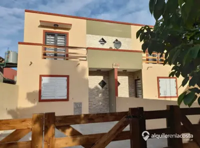 Dúplex con patio y parrilla en Mar del Tuyú