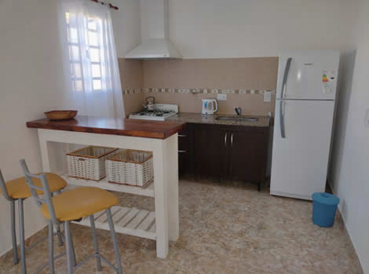 Dúplex con patio y parrilla en Mar del Tuyú miniatura 2