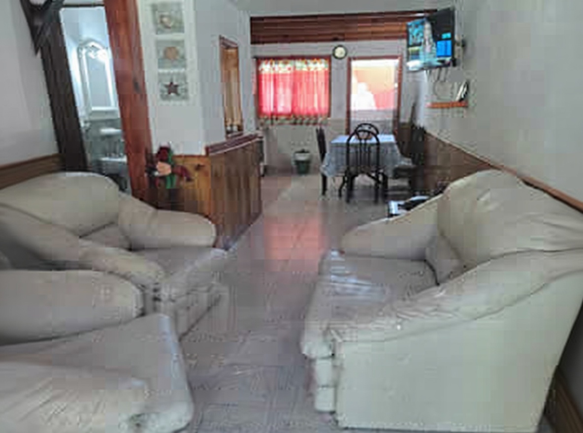 Dúplex con patio y parrilla en San Clemente del Tuyú miniatura 3