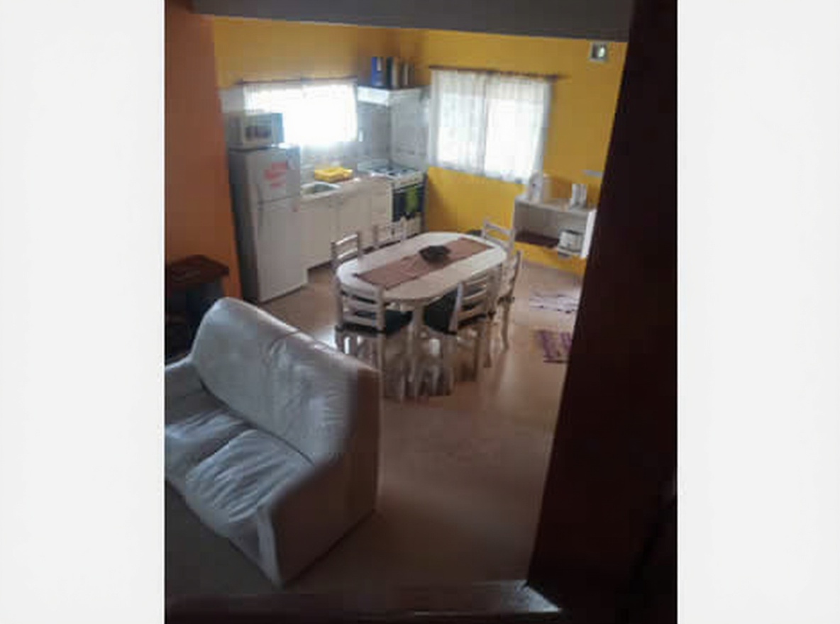 Dúplex con parque y parrilla en Costa del Este miniatura 4