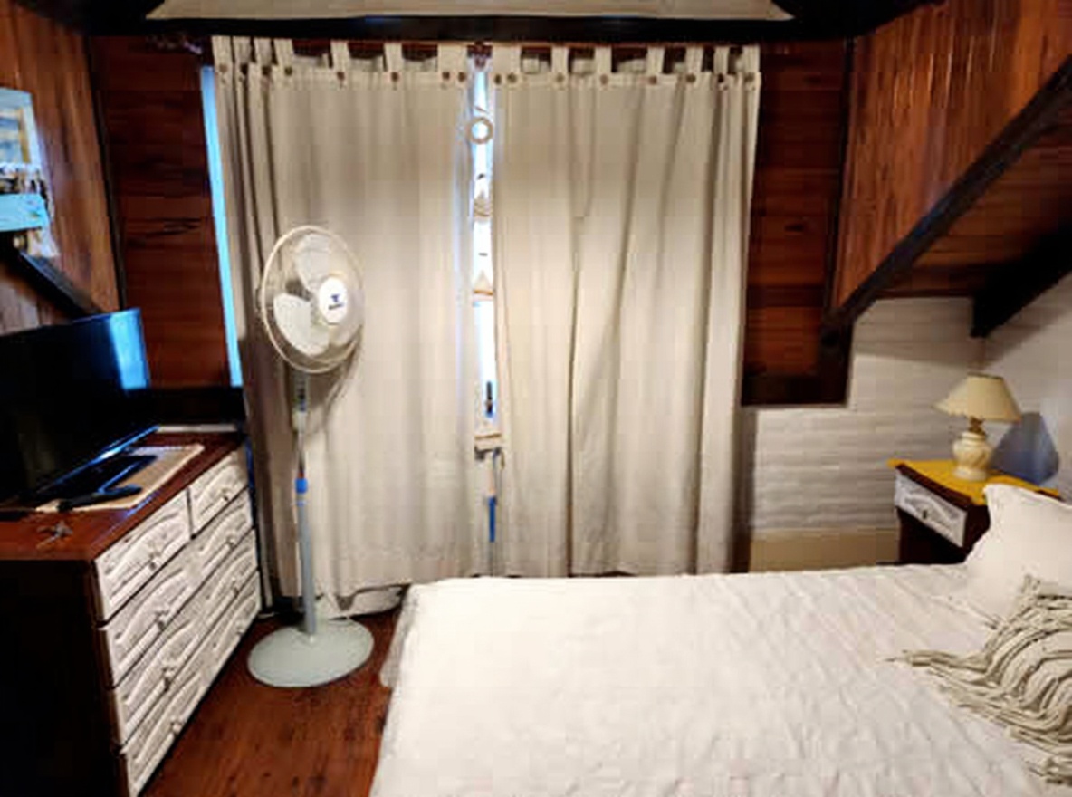 Dúplex con patio y parrilla a 400 metros del mar en Costa del Este miniatura 5