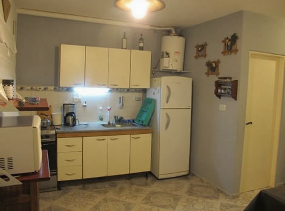 Dúplex con patio y parrilla frente al mar en Mar del Tuyú miniatura 5