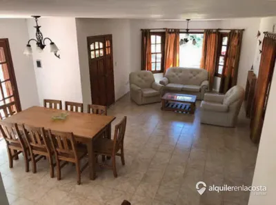Dúplex con parrilla a 200 metros del mar en Costa del Este foto 4