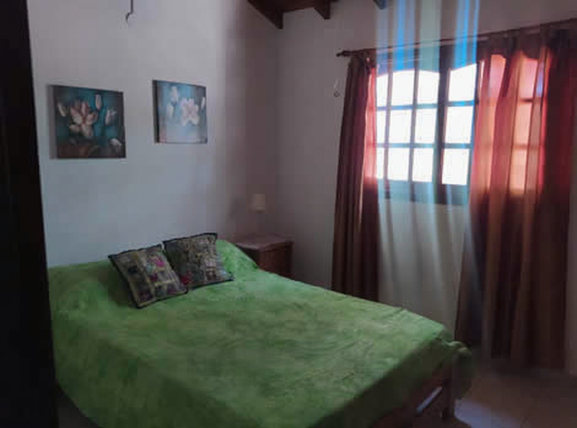 Dúplex con parrilla a 200 metros del mar en Costa del Este miniatura 6