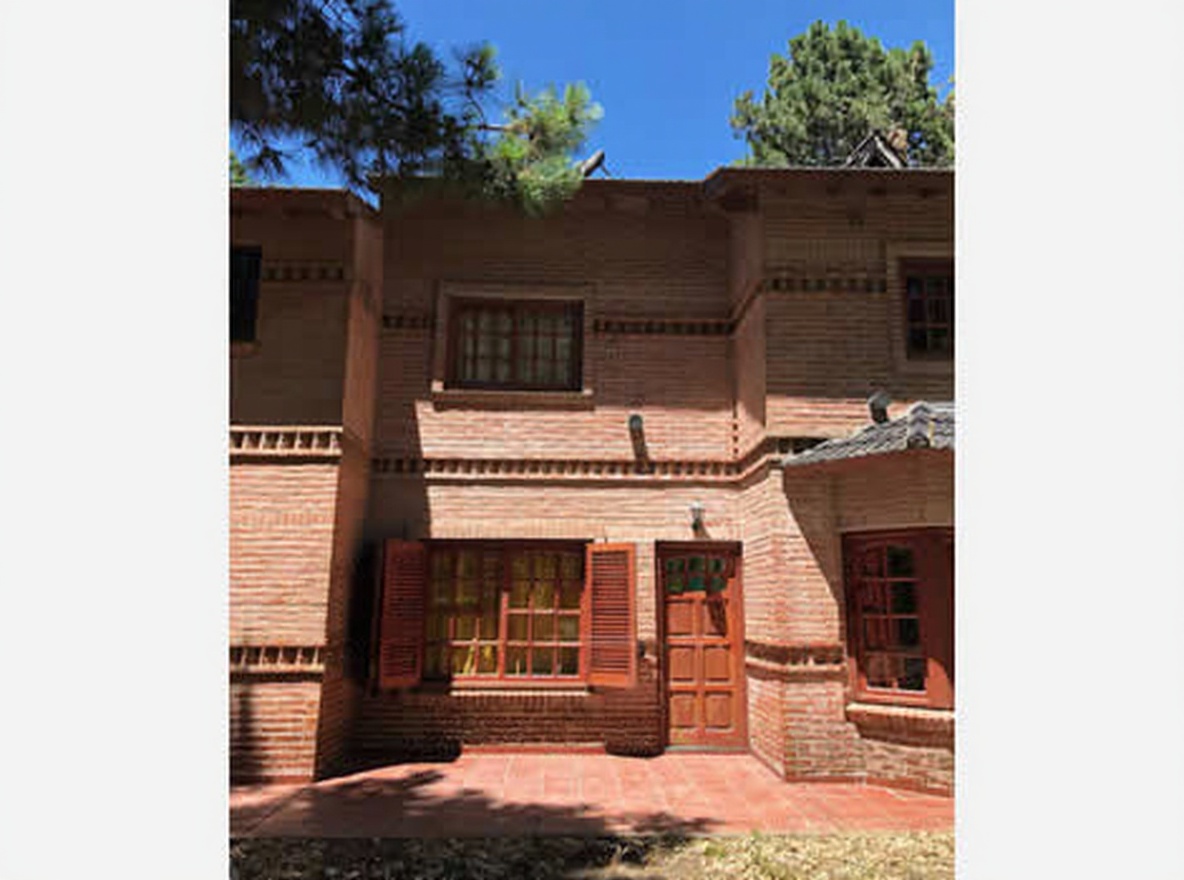 Dúplex con parrilla a 200 metros del mar en Costa del Este miniatura 11