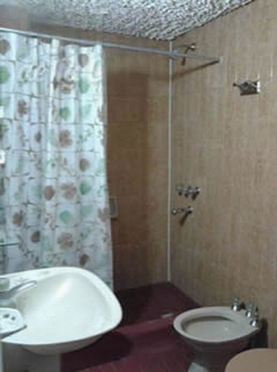 Dúplex y departamento para 4 personas en Mar de Ajó miniatura 10