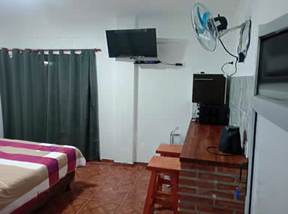 Cabaña de 10 dormitorios en Las Toninas miniatura 4