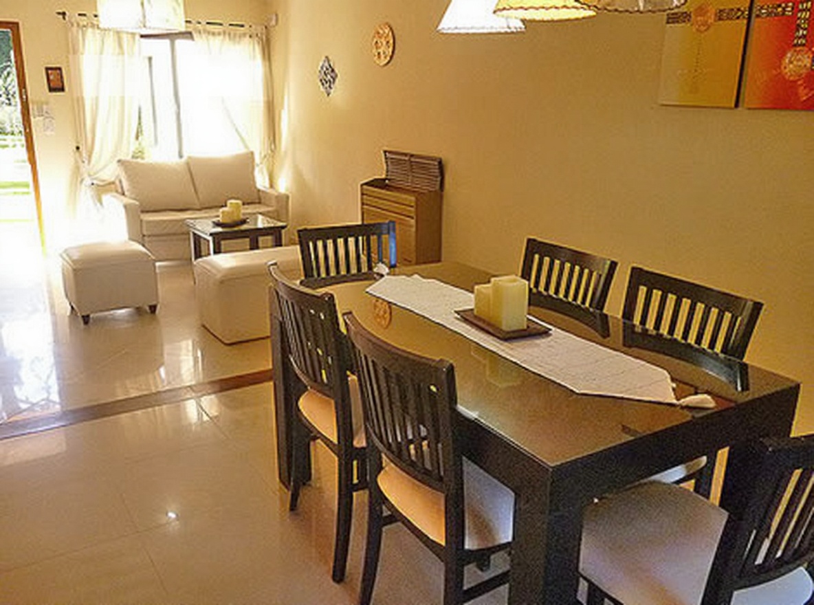 Chalet de 3 dormitorios en Costa del Este miniatura 4