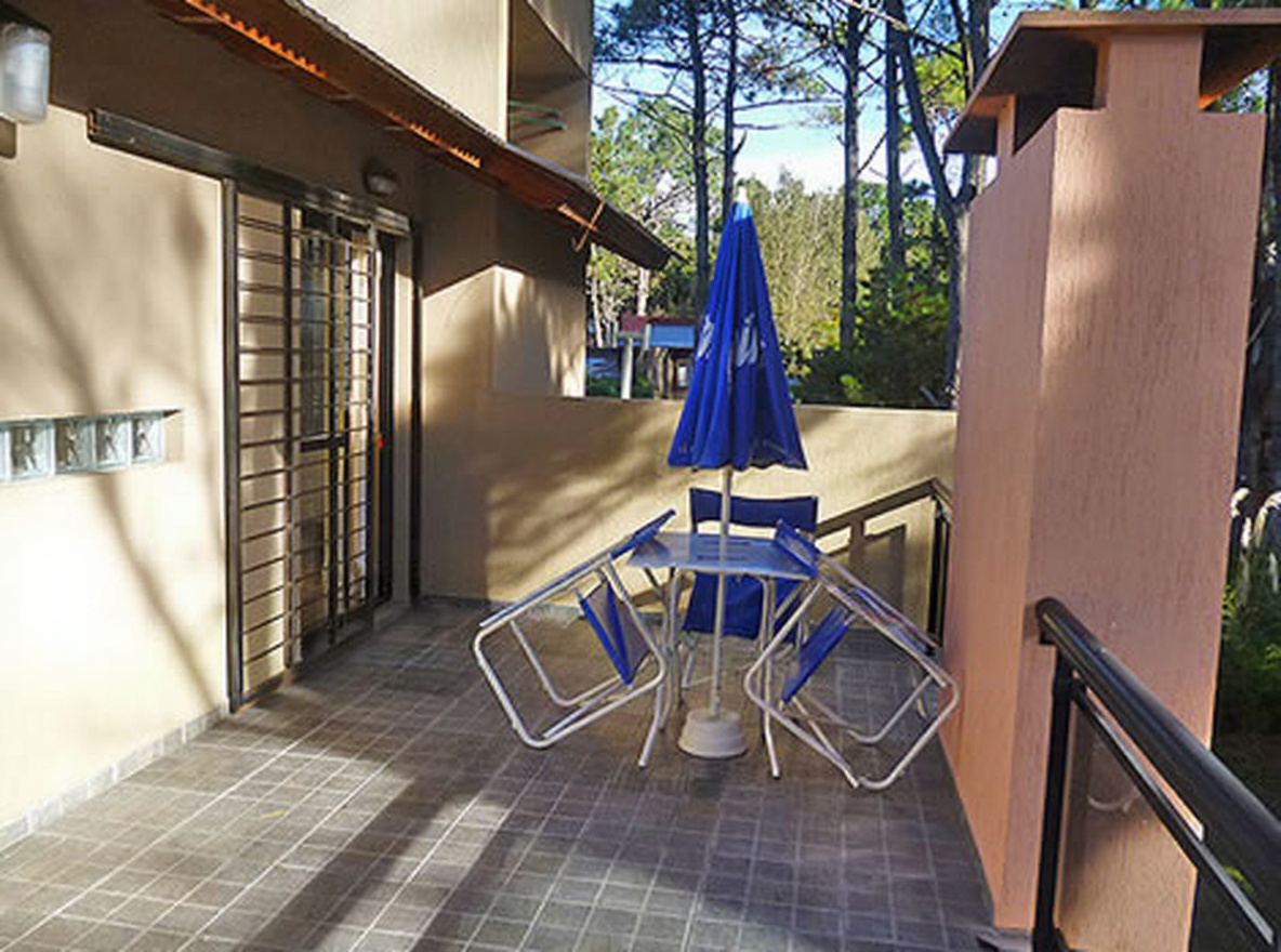 Chalet de 3 dormitorios en Costa del Este miniatura 10