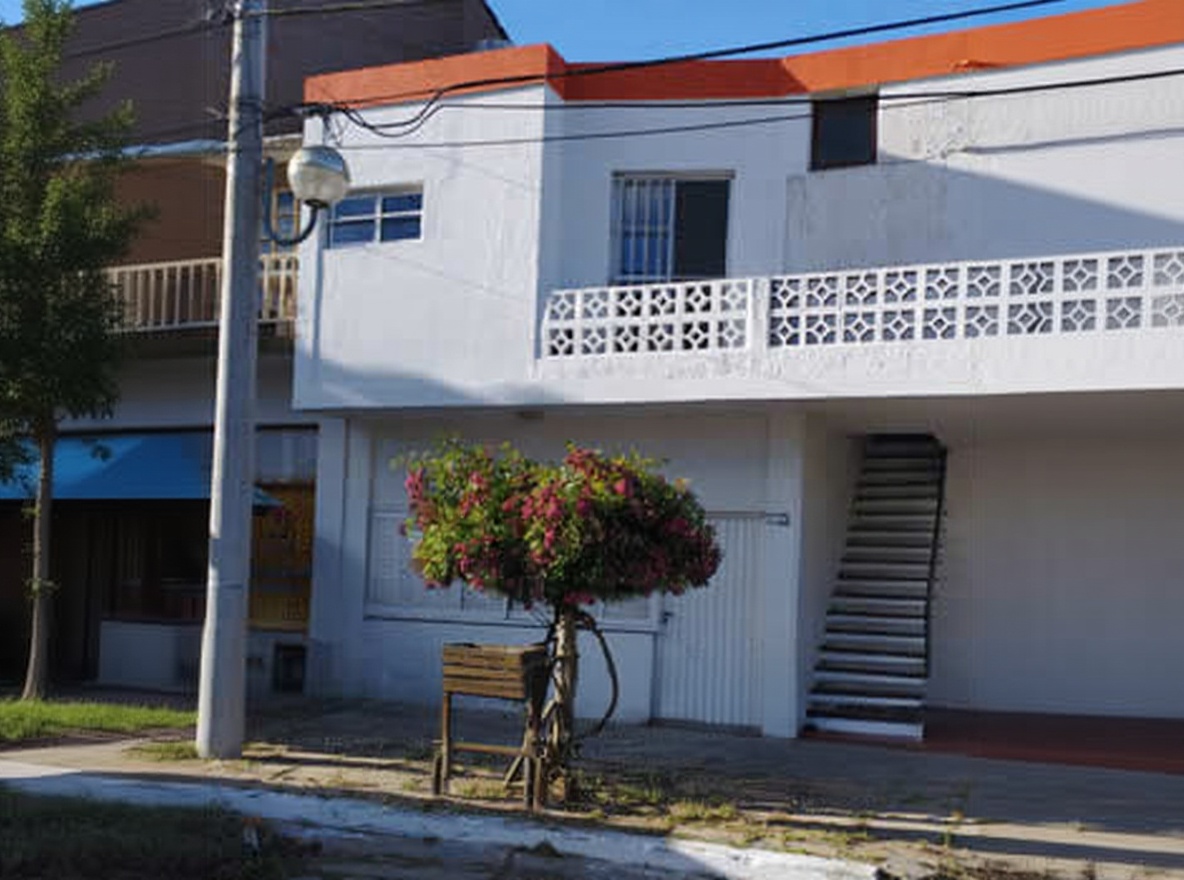 Monoambiente con parque en Lucila del Mar miniatura 2