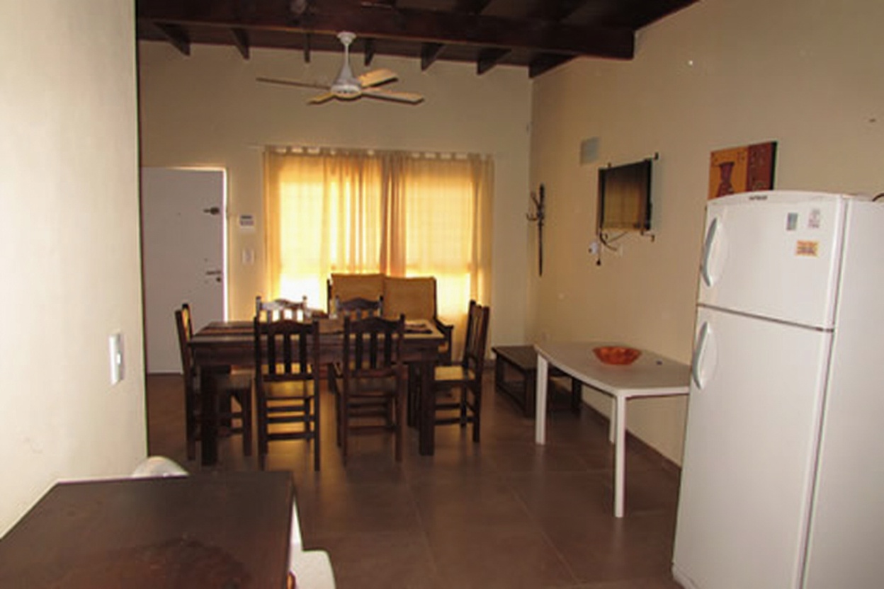 Cabaña con cochera en Mar del Tuyú miniatura 4