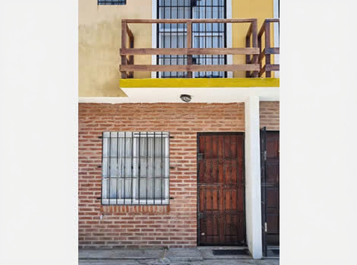 Tríplex con patio y parrilla a 300 metros del mar en Mar del Tuyú