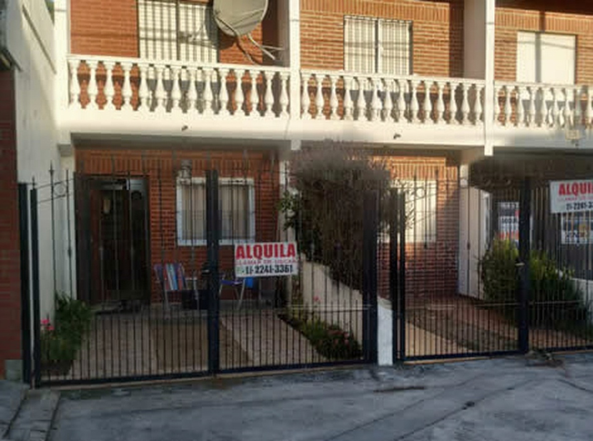 Tríplex con parrilla a 120 metros del mar en Mar del Tuyú