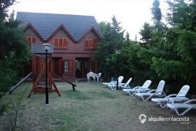 Triplex para 8 o 10 personas cerca de la playa en Costa Azul