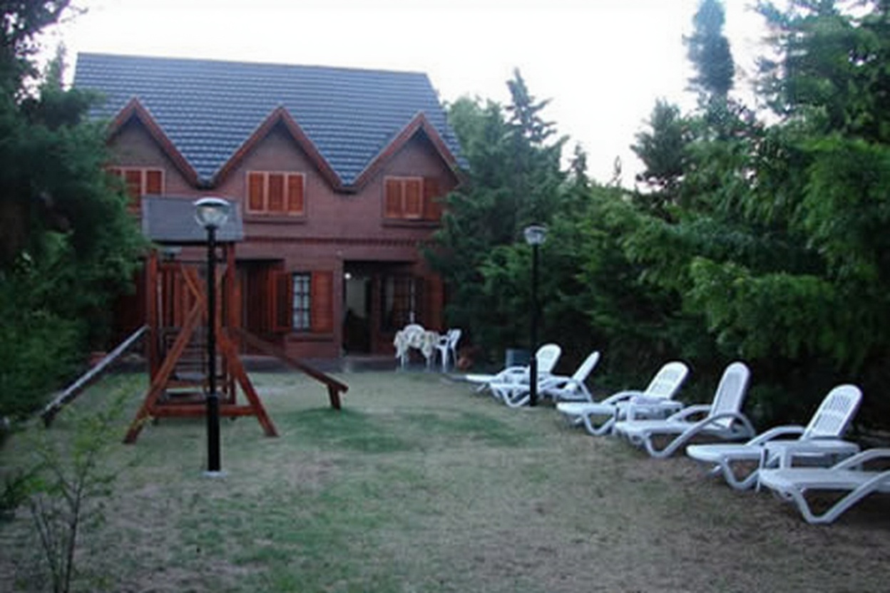 Triplex para 8 o 10 personas cerca de la playa en Costa Azul