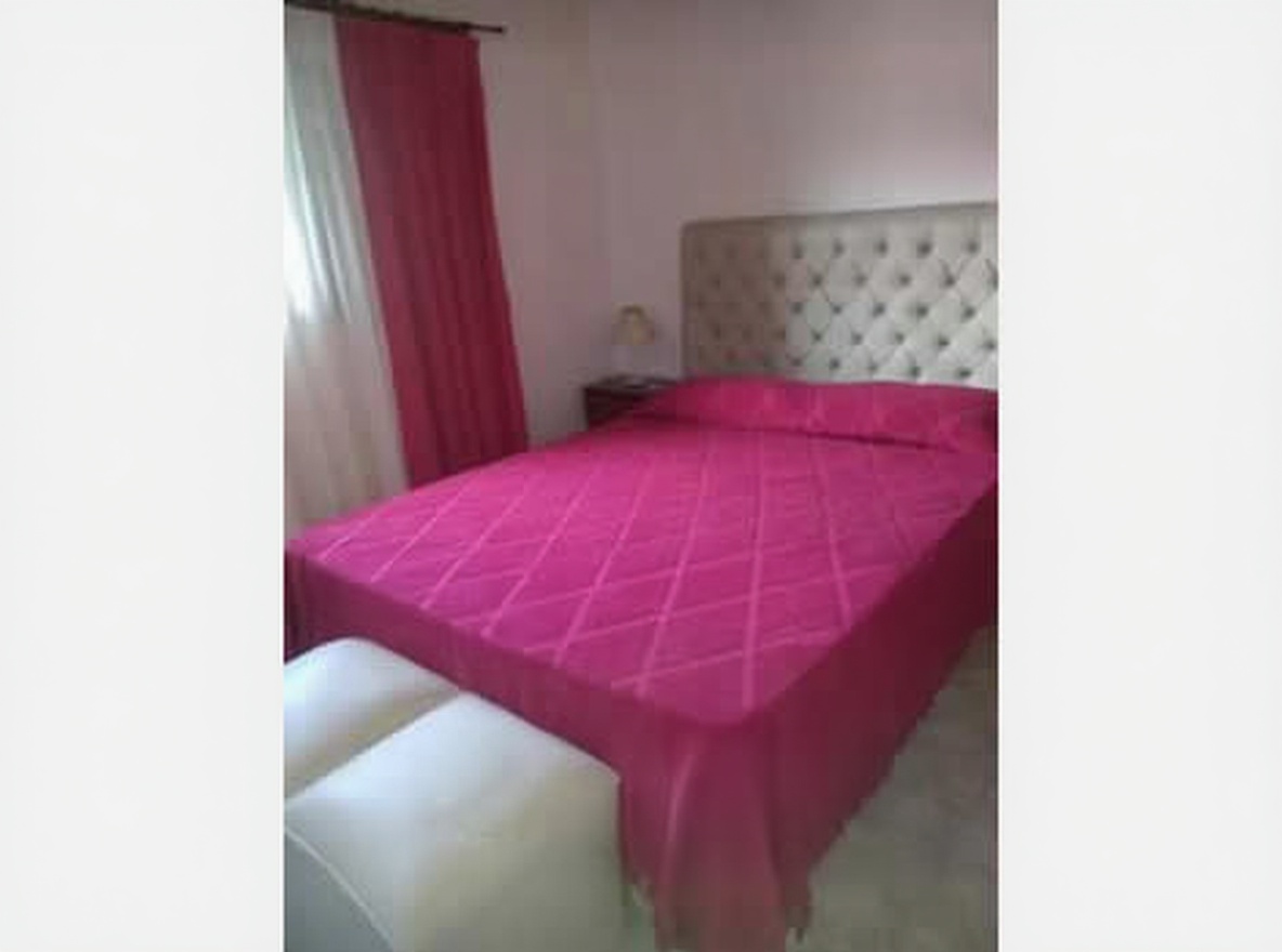 Triplex en Costa Azul con 2 baños y cocina comedor miniatura 4