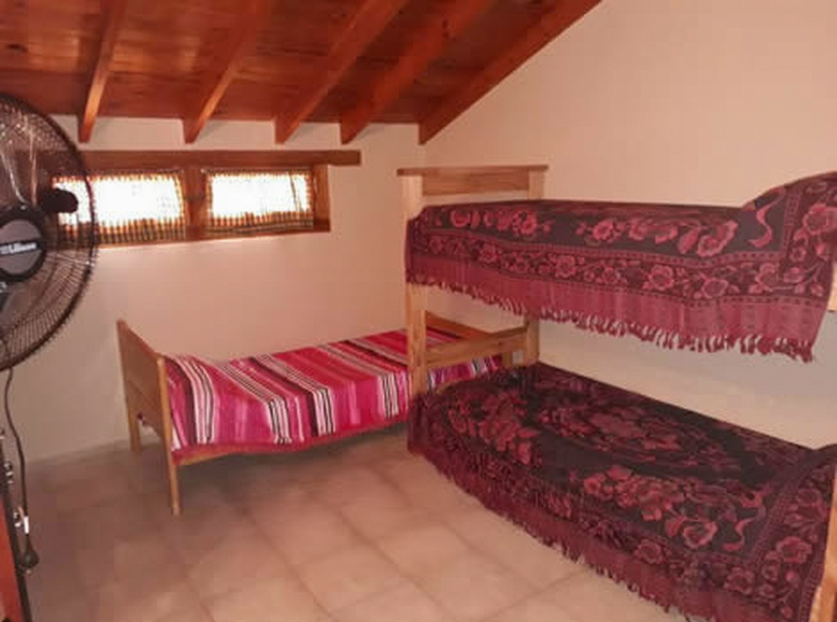 Tríplex con patio y parrilla en Mar del Tuyú miniatura 7