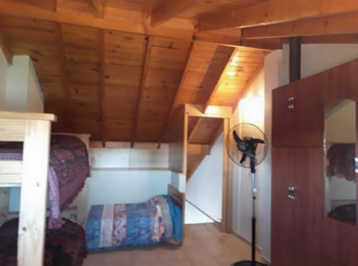 Tríplex con patio y parrilla en Mar del Tuyú miniatura 8