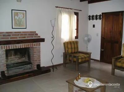 Cabañas con patio y parrilla a 700 metros del mar en Costa del Este foto 4