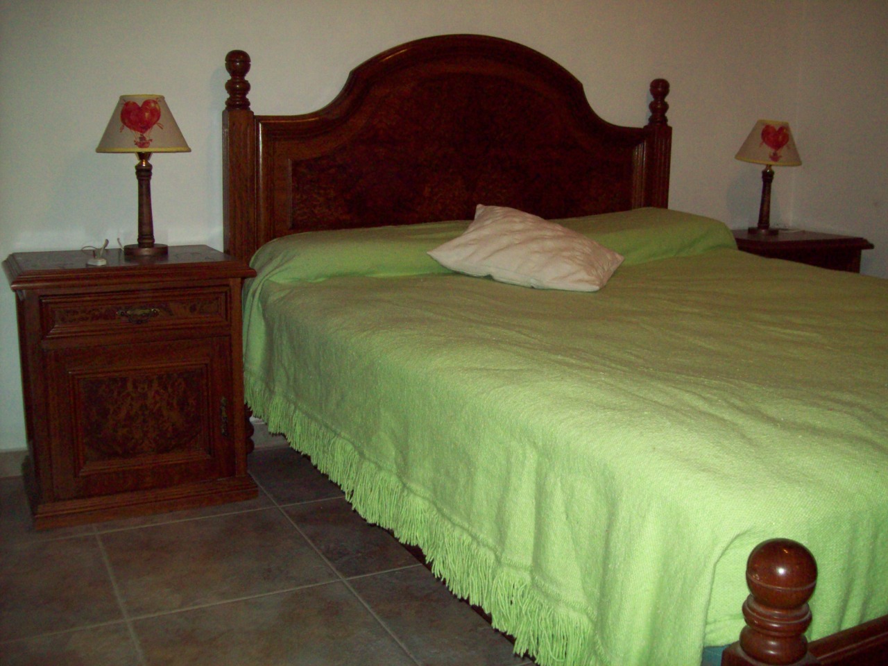 Dúplex en planta alta sobre Av. Acapulco, ideal para 4 personas miniatura 10