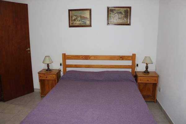 Departamentos para 2 y 4 personas a 1 cuadra del mar en Santa Clara del Mar miniatura 9