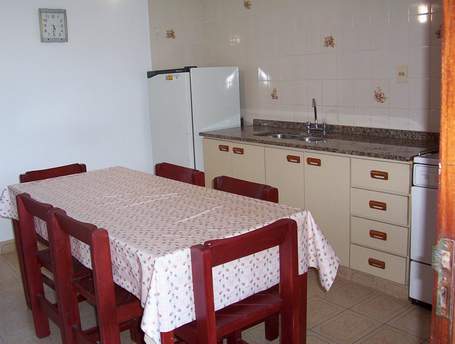 Dúplex para 6 personas con parque, parrilla y entrada para auto en Santa Clara miniatura 7