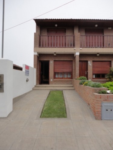 Dúplex amplio para 6 personas cerca del mar y del centro miniatura 2