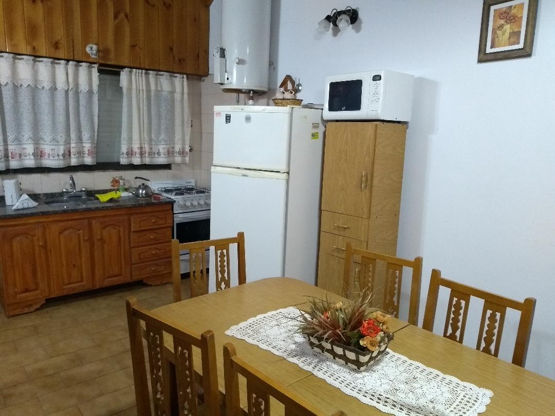 Chalet para 6 personas a 150 metros del mar en Santa Clara miniatura 4