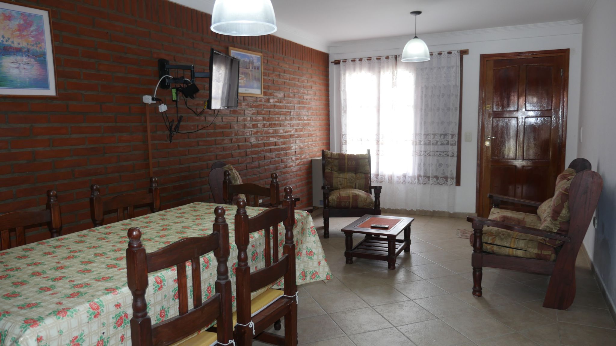 Dúplex para 7 personas a pasos del mar en Santa Clara del Mar miniatura 3