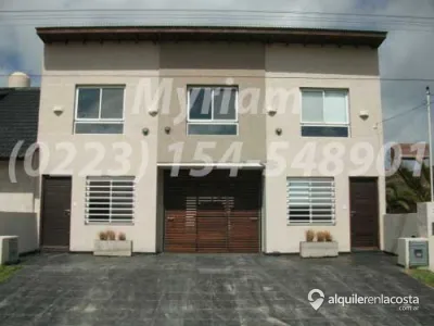 Dúplex en complejo familiar con detalles de categoría en Santa Clara