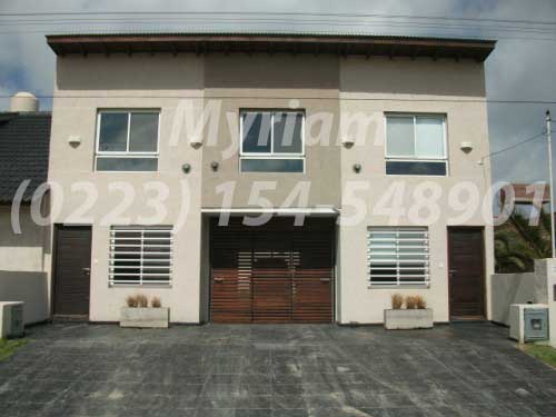 Dúplex en complejo familiar con detalles de categoría en Santa Clara