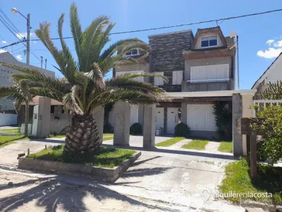 Dúplex para 8 personas a 20 metros del mar en Santa Clara