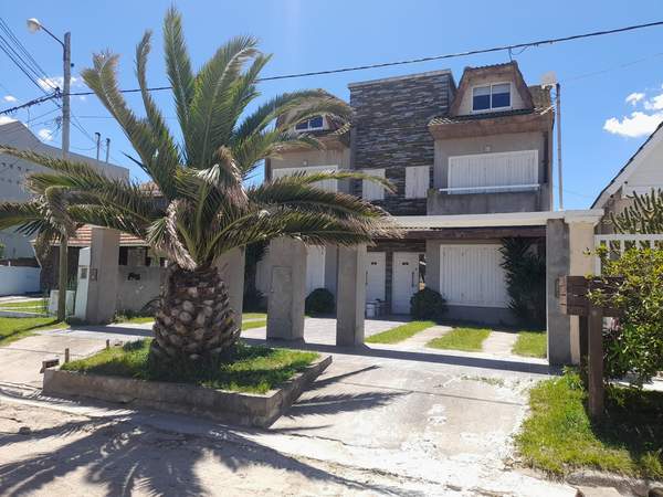 Dúplex para 8 personas a 20 metros del mar en Santa Clara