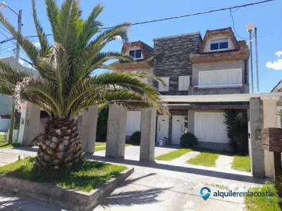 Dúplex para 8 personas a 20 metros del mar en Santa Clara foto 3