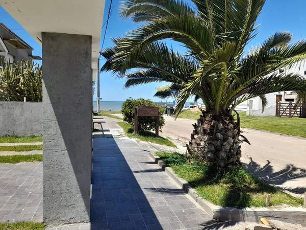 Dúplex para 8 personas a 20 metros del mar en Santa Clara miniatura 4