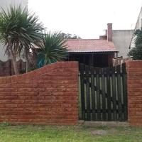 Chalet para 6 personas frente al mar con parque y parrilla foto 1