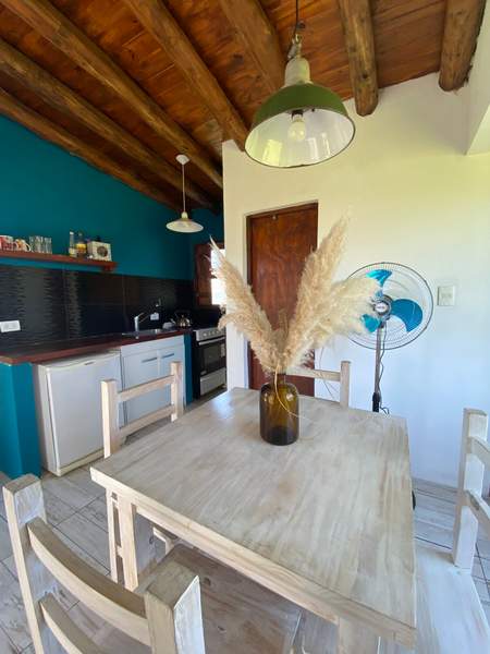 Cabaña para 3 huéspedes en Camet Norte, cómoda y equipada miniatura 5